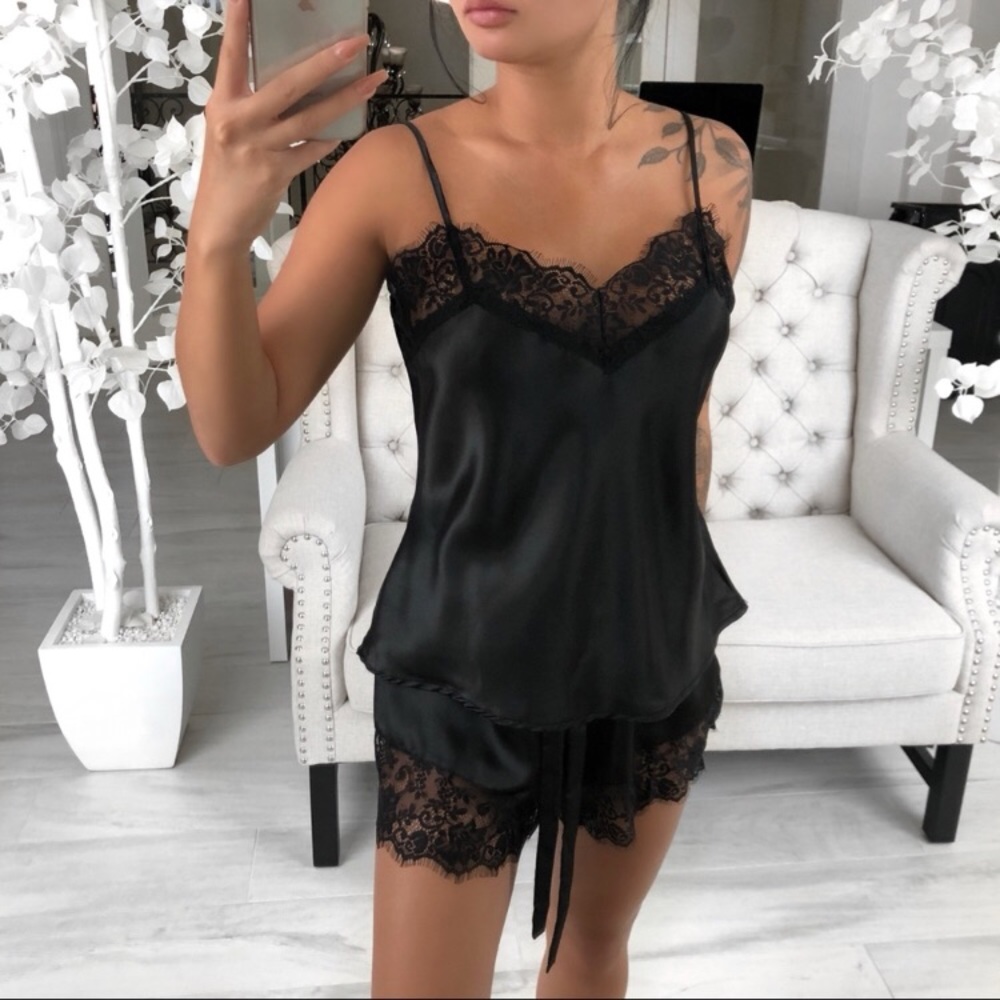 • RP • Ekattire Black Sleep Set L